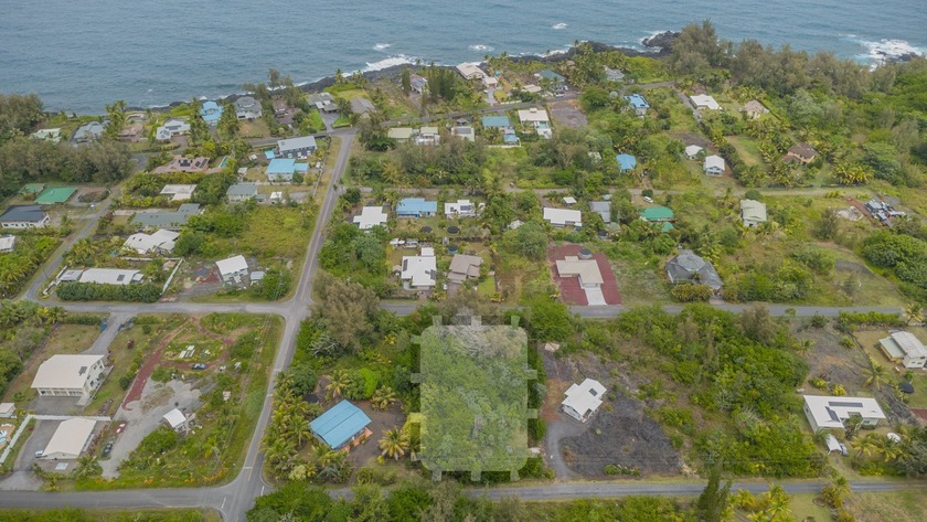 Discover the chance to own a stunning lot in the coveted - Beach Lot for sale in Keaau, Hawaii on Beachhouse.com
