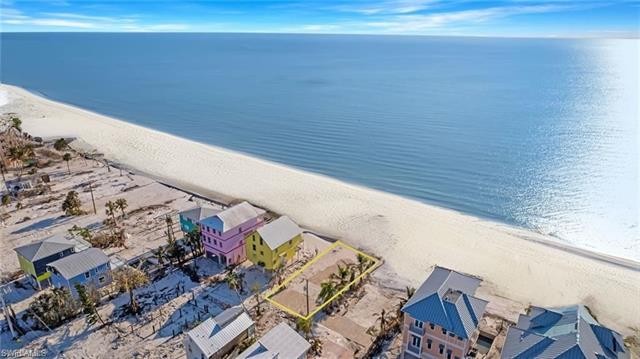 Panoramic views of the Gulf waters and Sugar sands of Fort Myers - Beach Lot for sale in Fort Myers Beach, Florida on Beachhouse.com