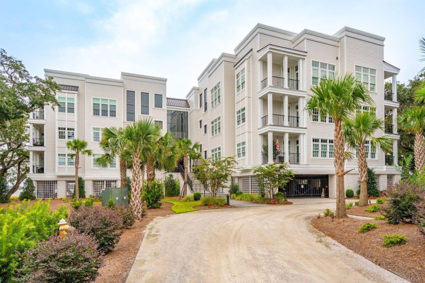 Offering a rare combination of privacy and sophistication - Beach Home for sale in Charleston, South Carolina on Beachhouse.com