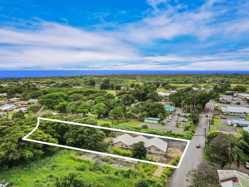 Huge investment opportunity! This 1.29 Acre commercial property - Beach Commercial for sale in Naalehu, Hawaii on Beachhouse.com