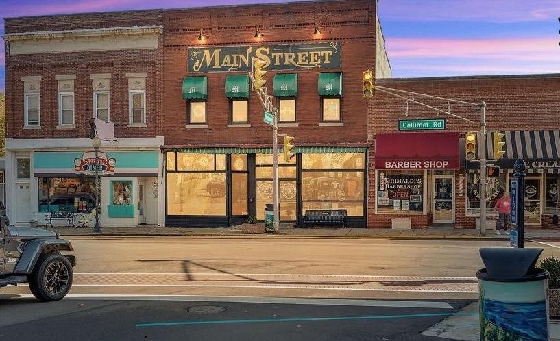 Opportunities to become a central part of a thriving town are - Beach Commercial for sale in Chesterton, Indiana on Beachhouse.com