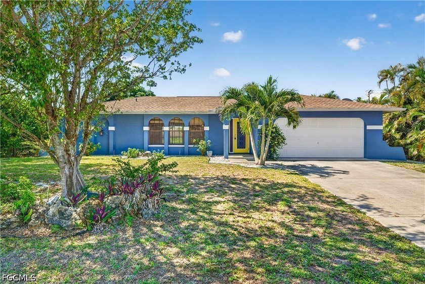 Welcome to your Waterfront Relaxation Place! This home offers - Beach Home for sale in Cape Coral, Florida on Beachhouse.com