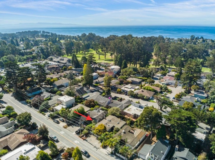 Discover 538 Clubhouse Drive, a light-filled three-bedroom - Beach Home for sale in Aptos, California on Beachhouse.com