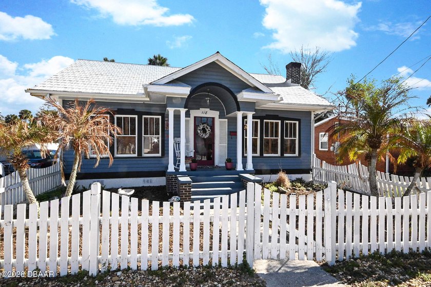 Charming craftsman cottage full of character and warmth - Beach Home for sale in Edgewater, Florida on Beachhouse.com