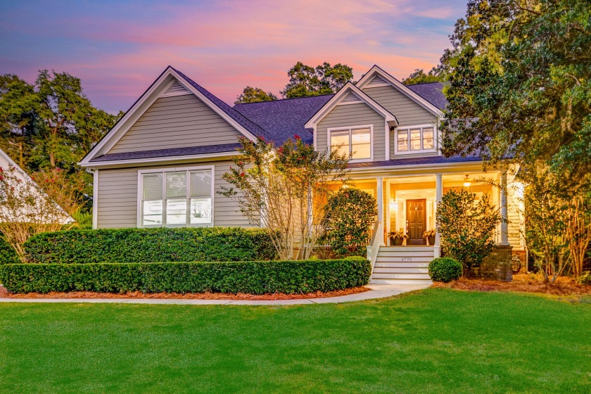 Nestled on the 18th hole in the prestigious Stono Ferry golf - Beach Home for sale in Hollywood, South Carolina on Beachhouse.com