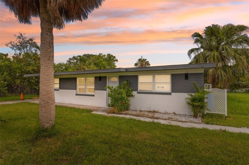 One or more photo(s) has been virtually staged. Welcome to 4505 - Beach Home for sale in New Port Richey, Florida on Beachhouse.com