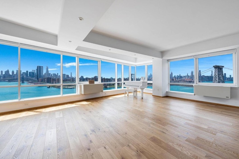 Welcome to Residence 22B at Schaefer Landing North, full-service - Beach Condo for sale in New York, New York on Beachhouse.com