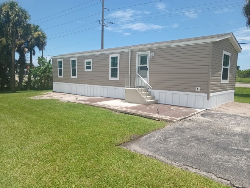 Welcome Home to Orange Manor 55+ community in Melbourne - Beach Home for sale in Melbourne, Florida on Beachhouse.com