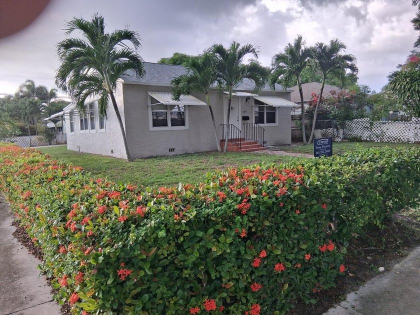 3 Bedroom 2 bath single family house on a large corner lot in a - Beach Home for sale in West Palm Beach, Florida on Beachhouse.com