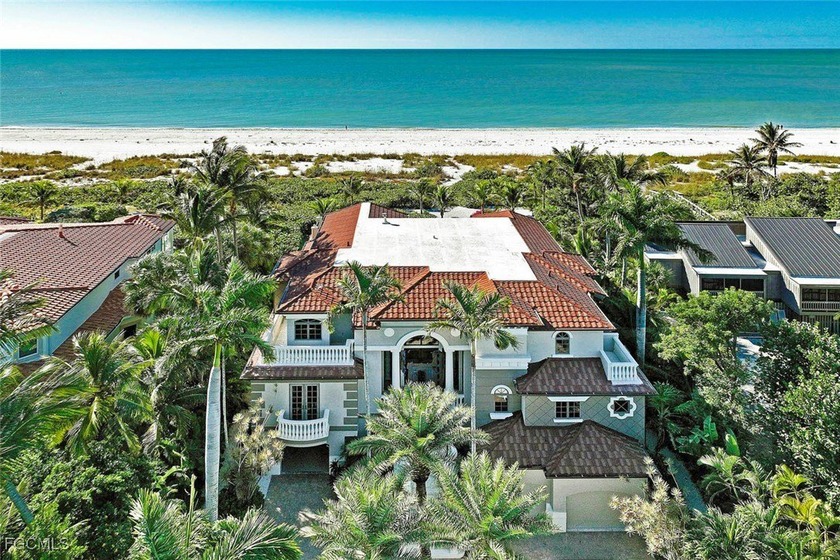 The best of the best in SW Florida living. Offering a gorgeous - Beach Home for sale in Sanibel, Florida on Beachhouse.com