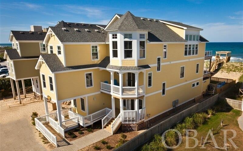 Spacious and luxurious oceanfront home perfect for an extended - Beach Home for sale in Nags Head, North Carolina on Beachhouse.com