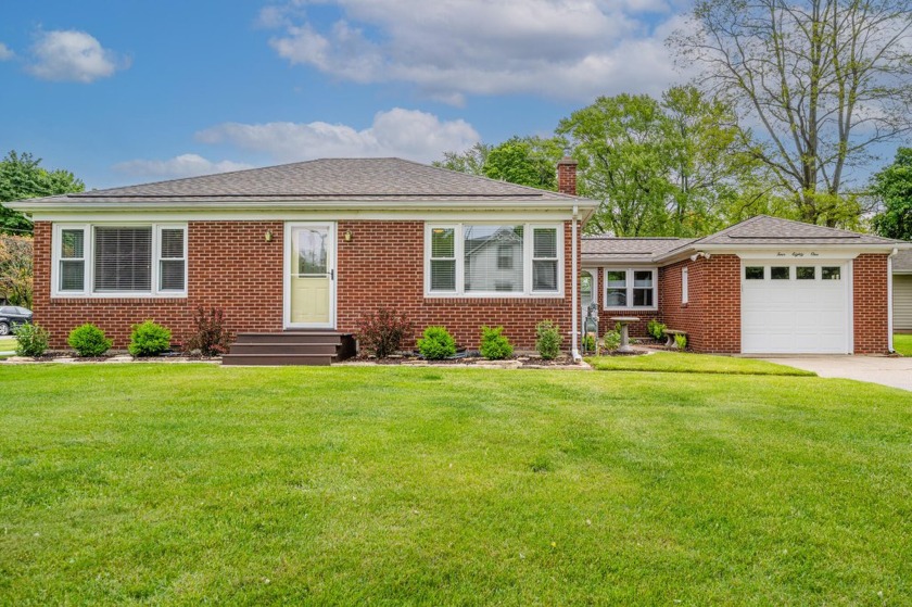 Meticulously cared for brick ranch. Classic character & charm - Beach Home for sale in Coloma, Michigan on Beachhouse.com