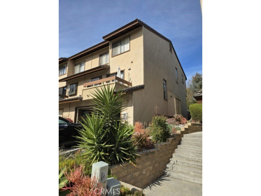 Rear finding in this market. Great two stories END UNIT!! - Beach Townhome/Townhouse for sale in Oceanside, California on Beachhouse.com