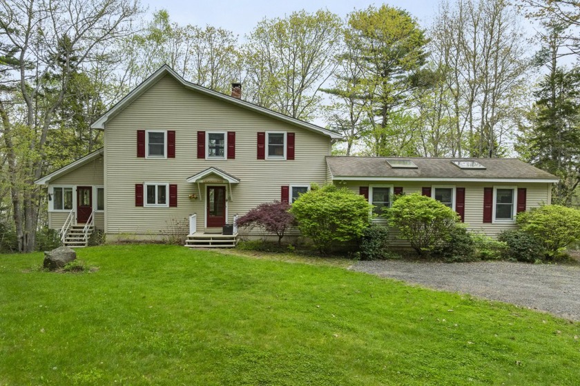 Enjoy peaceful waterfront living in this comfortable 3-bedroom - Beach Home for sale in Bristol, Maine on Beachhouse.com
