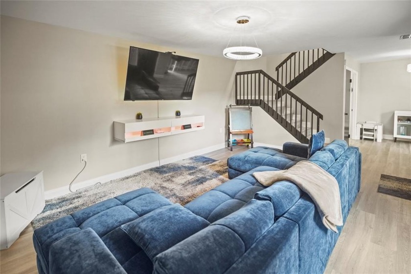 OFFERING SELLERS CREDIT. Get up to $10,000.00 qualified Buyers - Beach Townhome/Townhouse for sale in Davie, Florida on Beachhouse.com