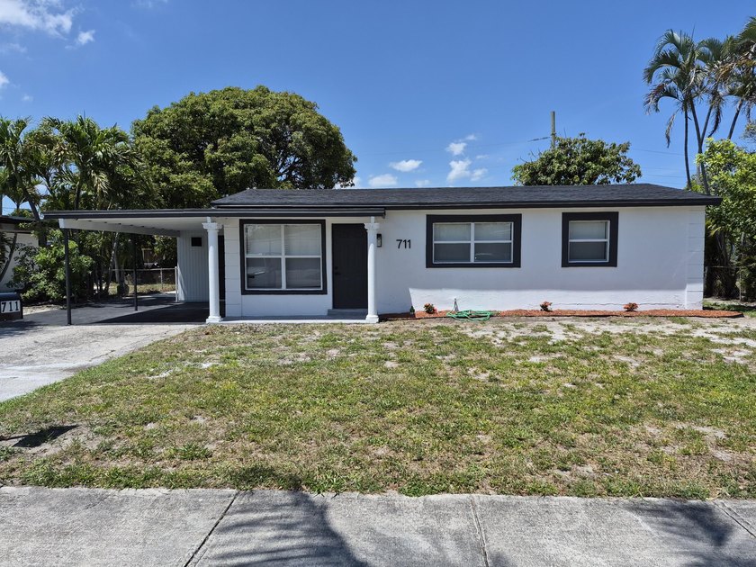 Welcome to this beautifully fully remodeled Pompano Beach 3X2 - Beach Home for sale in Pompano Beach, Florida on Beachhouse.com