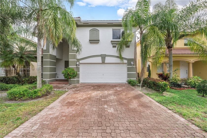 MOTIVATED Seller!  Amazing 5 Bed 2.5 Bath + 2 Car Garage Home In - Beach Home for sale in Lake Worth, Florida on Beachhouse.com