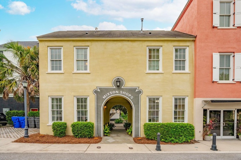 Enchanting One-Bedroom Townhome: Fully Furnished and Move-In - Beach Home for sale in North Charleston, South Carolina on Beachhouse.com