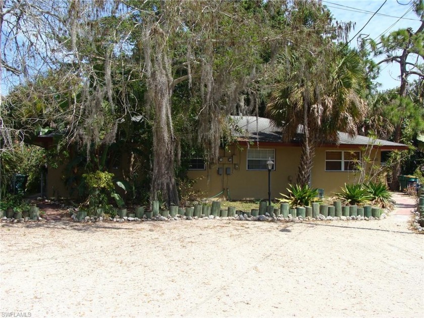 Great waterfront lot in growing area near Celebration Food Park - Beach Lot for sale in Naples, Florida on Beachhouse.com