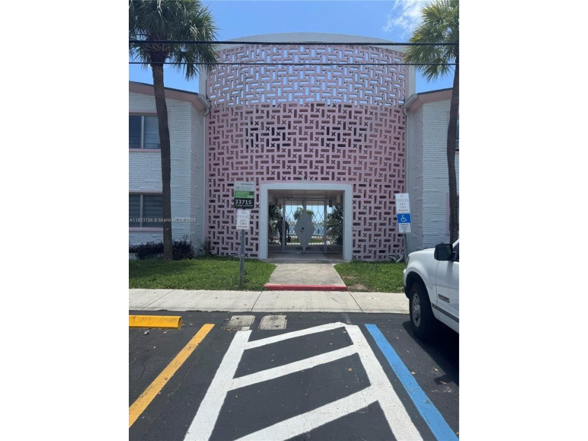 Ground floor unit with nice pool. Bldg directly faces the ICW - Beach Condo for sale in North Bay Village, Florida on Beachhouse.com