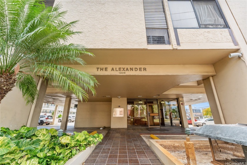 New Price! Rarely available two bedroom unit at The Alexander! - Beach Condo for sale in Honolulu, Hawaii on Beachhouse.com