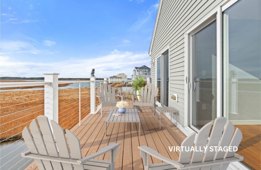 Welcome to your dream coastal getaway at 31 River Street! - Beach Home for sale in Seabrook, New Hampshire on Beachhouse.com