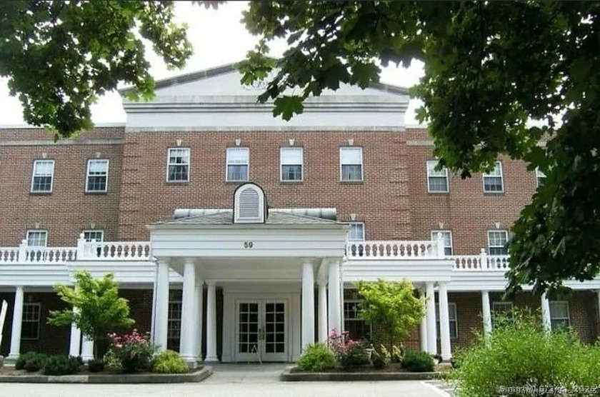 Opportunity To Acquire This All Amenties Luxury community For - Beach Apartment for sale in Stamford, Connecticut on Beachhouse.com