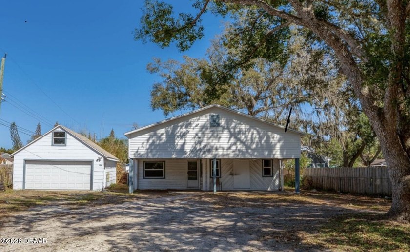 INVESTOR ALERT! This 3-bedroom, 1-bath home is full of potential - Beach Home for sale in South Daytona, Florida on Beachhouse.com