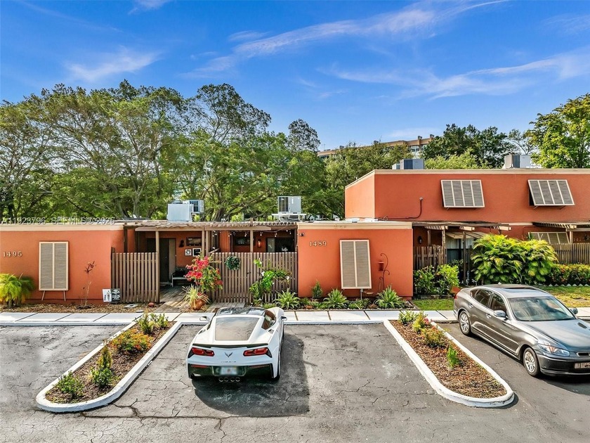 Low HOA of just $150/month -- FHA and VA financing welcome! Now - Beach Home for sale in Pembroke Pines, Florida on Beachhouse.com