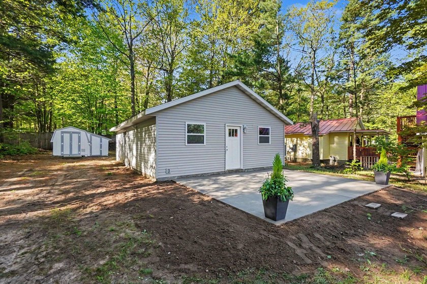 Welcome to your Silver Lake retreat! This charming 2-bedroom, 1 - Beach Home for sale in Mears, Michigan on Beachhouse.com