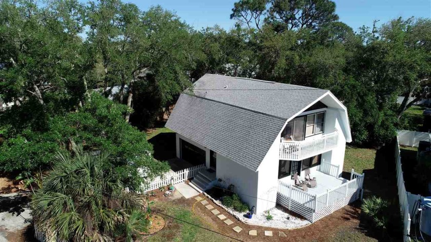 This Chic Farmhouse Offers An Amazing View Of The Intracoastal - Beach Home for sale in St Augustine, Florida on Beachhouse.com