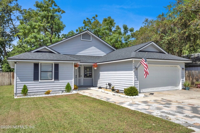 Ready to move in .The home features a spacious open floor plan - Beach Home for sale in Jacksonville, Florida on Beachhouse.com