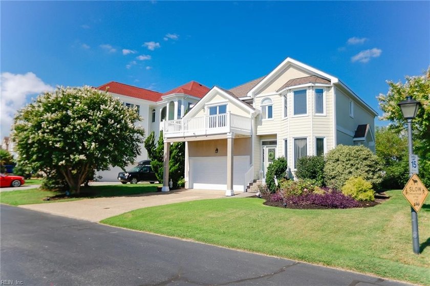 Enjoy all that Coastal Virginia has to offer in the gated - Beach Home for sale in Hampton, Virginia on Beachhouse.com