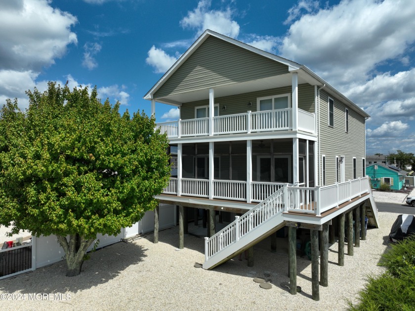 There is lots of room for family and friends to come and gather - Beach Home for sale in Little Egg Harbor, New Jersey on Beachhouse.com