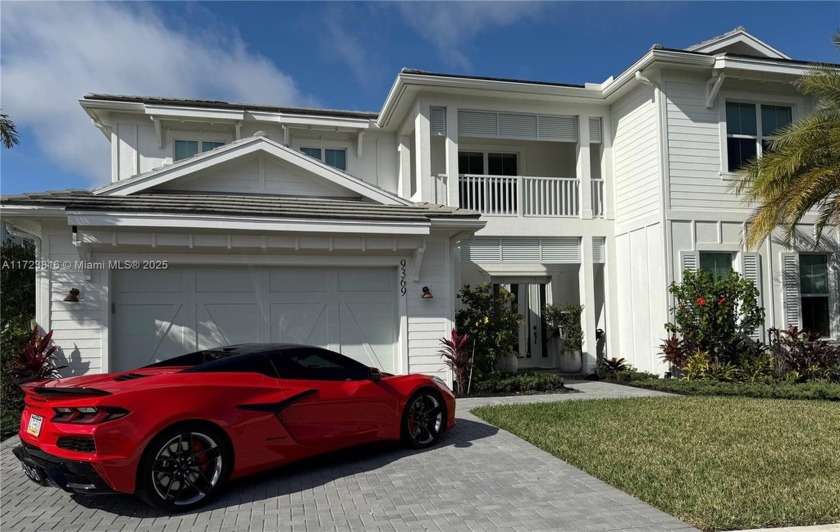 Welcome to this exquisite Toll Brother's Watermark model home - Beach Home for sale in Palm Beach Gardens, Florida on Beachhouse.com