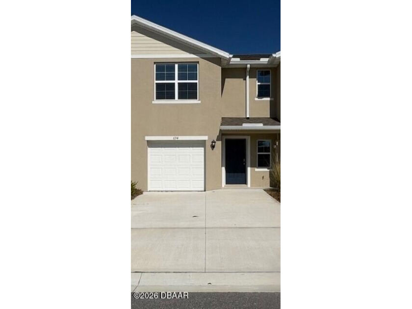 Introducing the Pearson townhome in The Vineyards, offering - Beach Townhome/Townhouse for sale in Holly Hill, Florida on Beachhouse.com