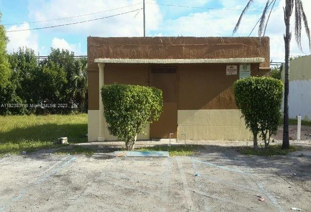 Free Standing Building located on busy MLK Boulevard - - Beach Commercial for sale in Pompano  Beach, Florida on Beachhouse.com