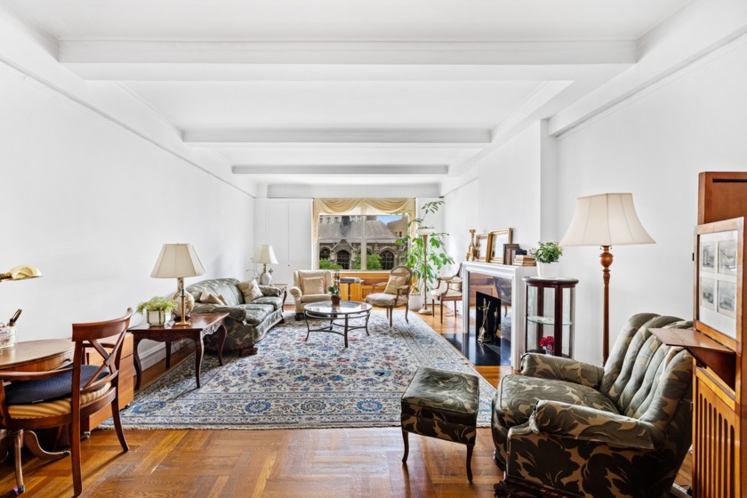 Description: This very elegant prewar 7-room apartment has 3 - Beach Other for sale in New York, New York on Beachhouse.com