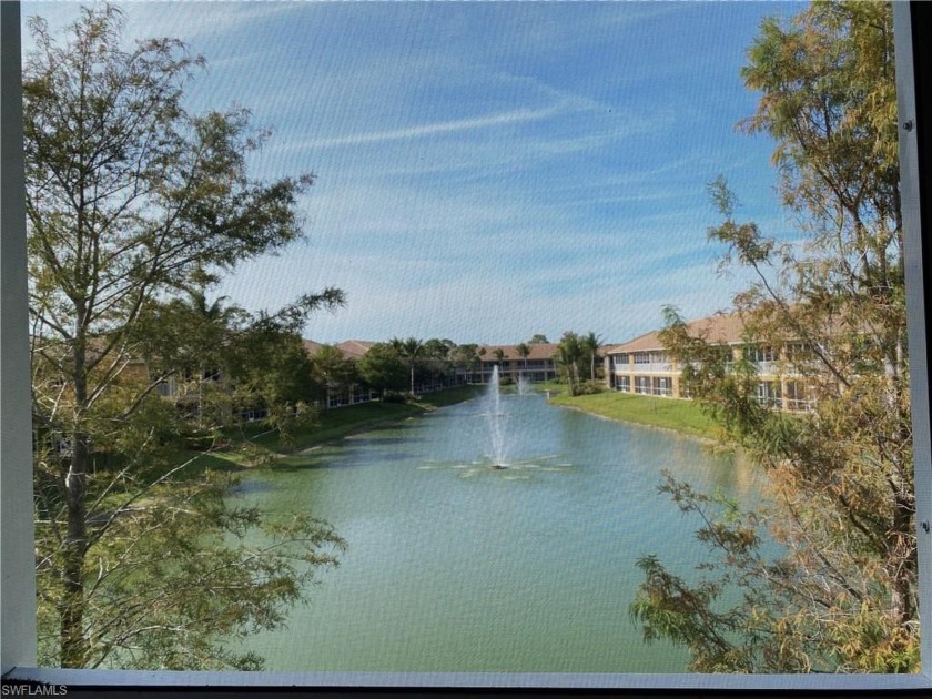 THIS COULD BE THE ONE!! This stunning condo offers an - Beach Condo for sale in Cape Coral, Florida on Beachhouse.com