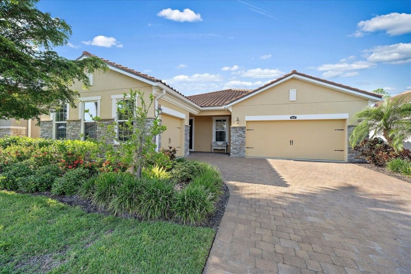 Your perfect home has been found. It is rare to find such an - Beach Home for sale in Venice, Florida on Beachhouse.com