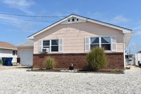 IF YOU HAVE BEEN LOOKING FOR A QUAINT AND AFFORDABLE SHORE HOME - Beach Home for sale in Little Egg Harbor, New Jersey on Beachhouse.com