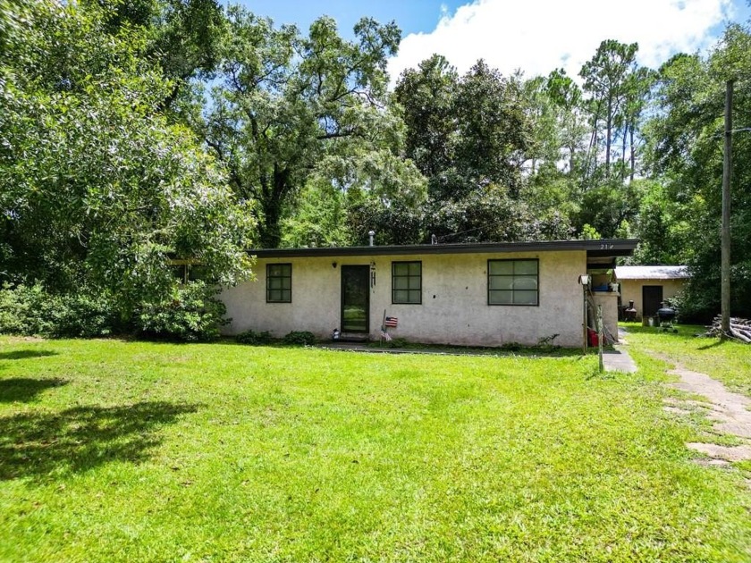 Nestled in a quiet, rural setting, this unique 2-bedroom, 1-bath - Beach Home for sale in Wewahitchka, Florida on Beachhouse.com