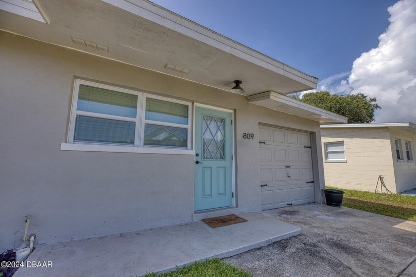 Classic beach bungalow completely renovated throughout - Beach Home for sale in New Smyrna Beach, Florida on Beachhouse.com