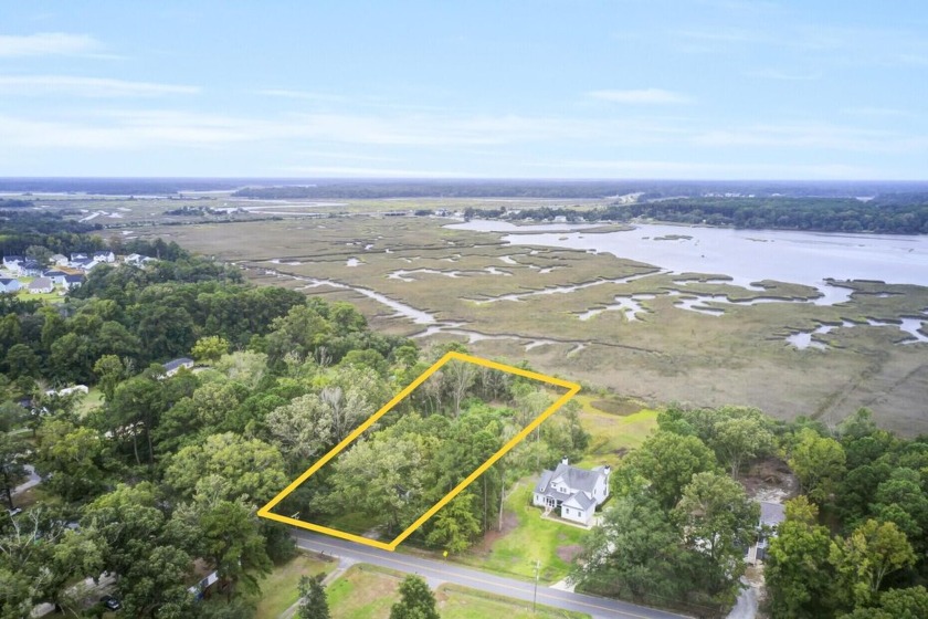 Beautiful Marsh/Creek front lot available as it sits as 1.4 - Beach Lot for sale in Johns Island, South Carolina on Beachhouse.com