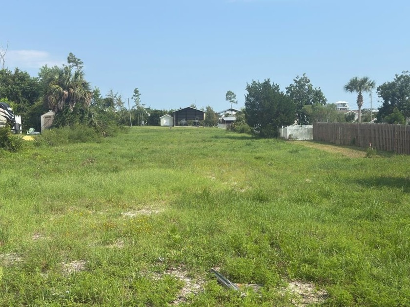 St Joe Beach 2nd block vacant lot that is cleared and only 800' - Beach Lot for sale in Port St Joe, Florida on Beachhouse.com