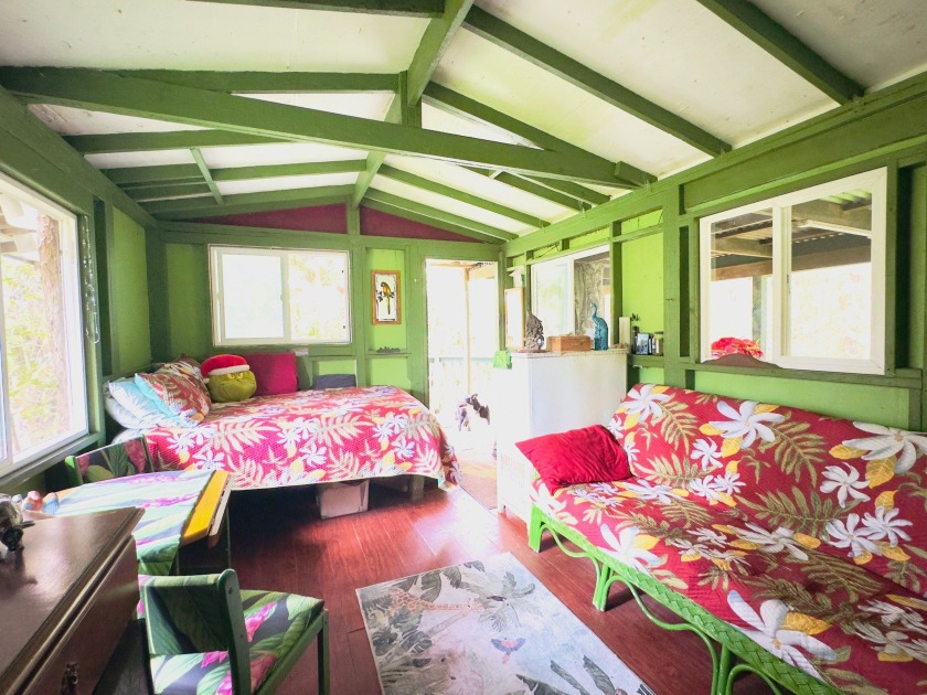 Tucked away from all the hustle and bustle, this cabin in the - Beach Lot for sale in Kurtistown, Hawaii on Beachhouse.com