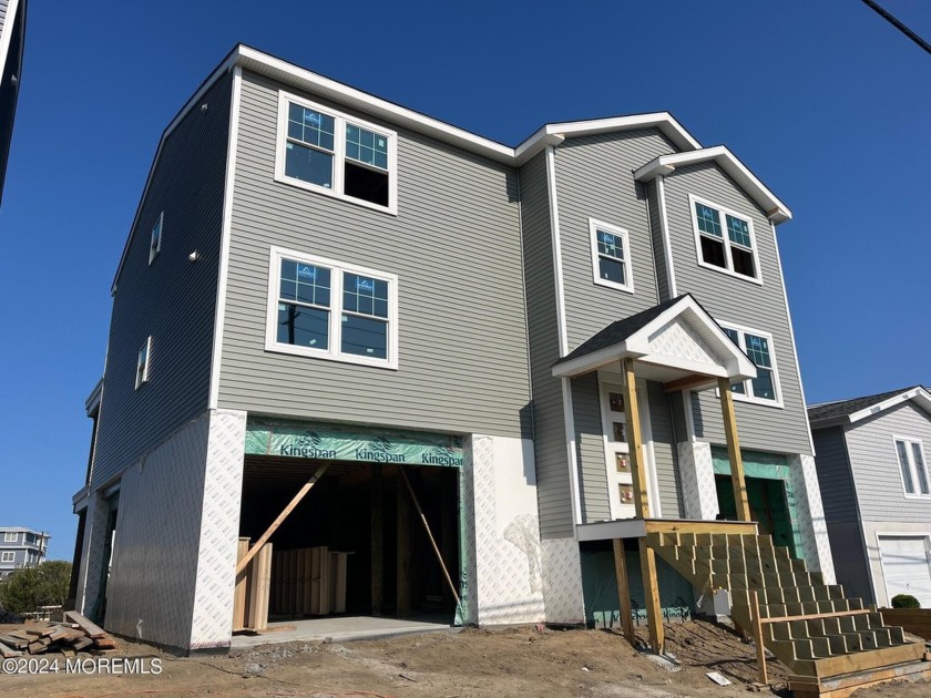 Stunning New Construction Home Near Long Beach Island !

 - Beach Home for sale in Manahawkin, New Jersey on Beachhouse.com