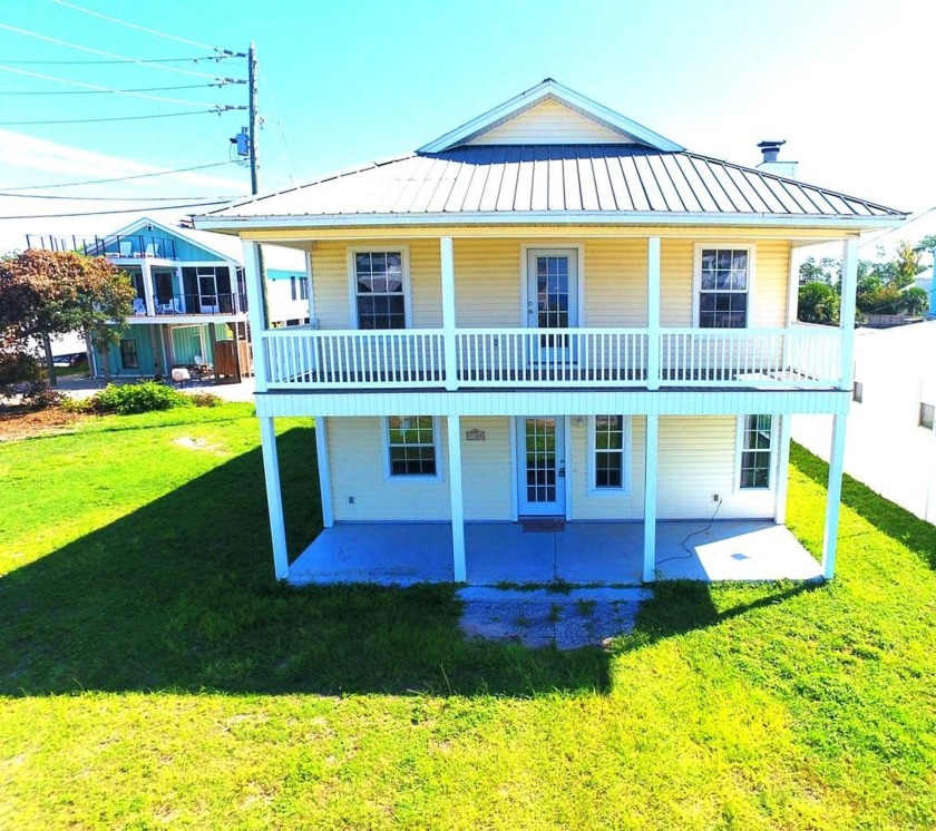 This 4 bedroom 3 bath home has an abundance of features to offer - Beach Home for sale in Port St Joe, Florida on Beachhouse.com