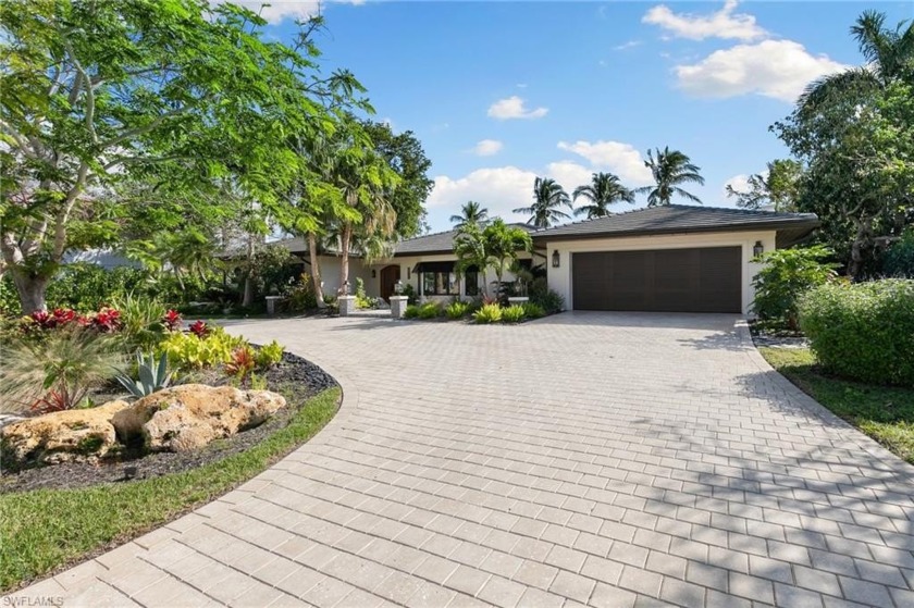 Welcome to this stunning estate home on Marco Island, fully - Beach Home for sale in Marco Island, Florida on Beachhouse.com