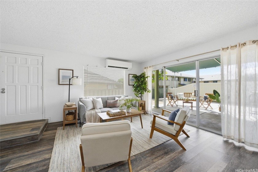 Open House Sunday 2-4! This inviting Penakii townhome in Waipio - Beach Condo for sale in Waipahu, Hawaii on Beachhouse.com
